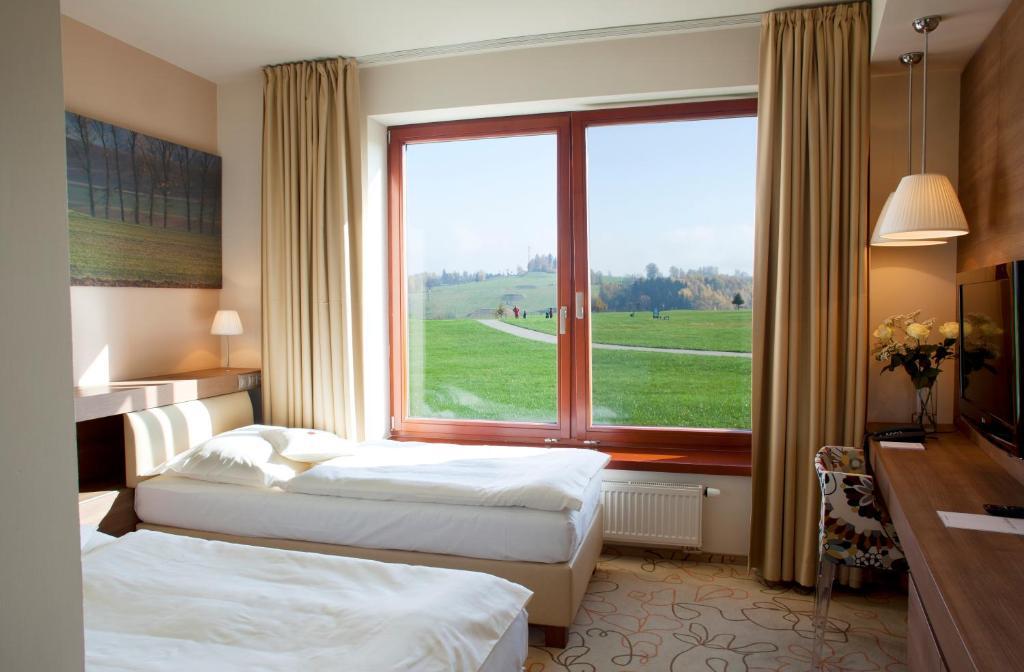 Grund Resort Golf And Ski Mladé Buky Chambre photo